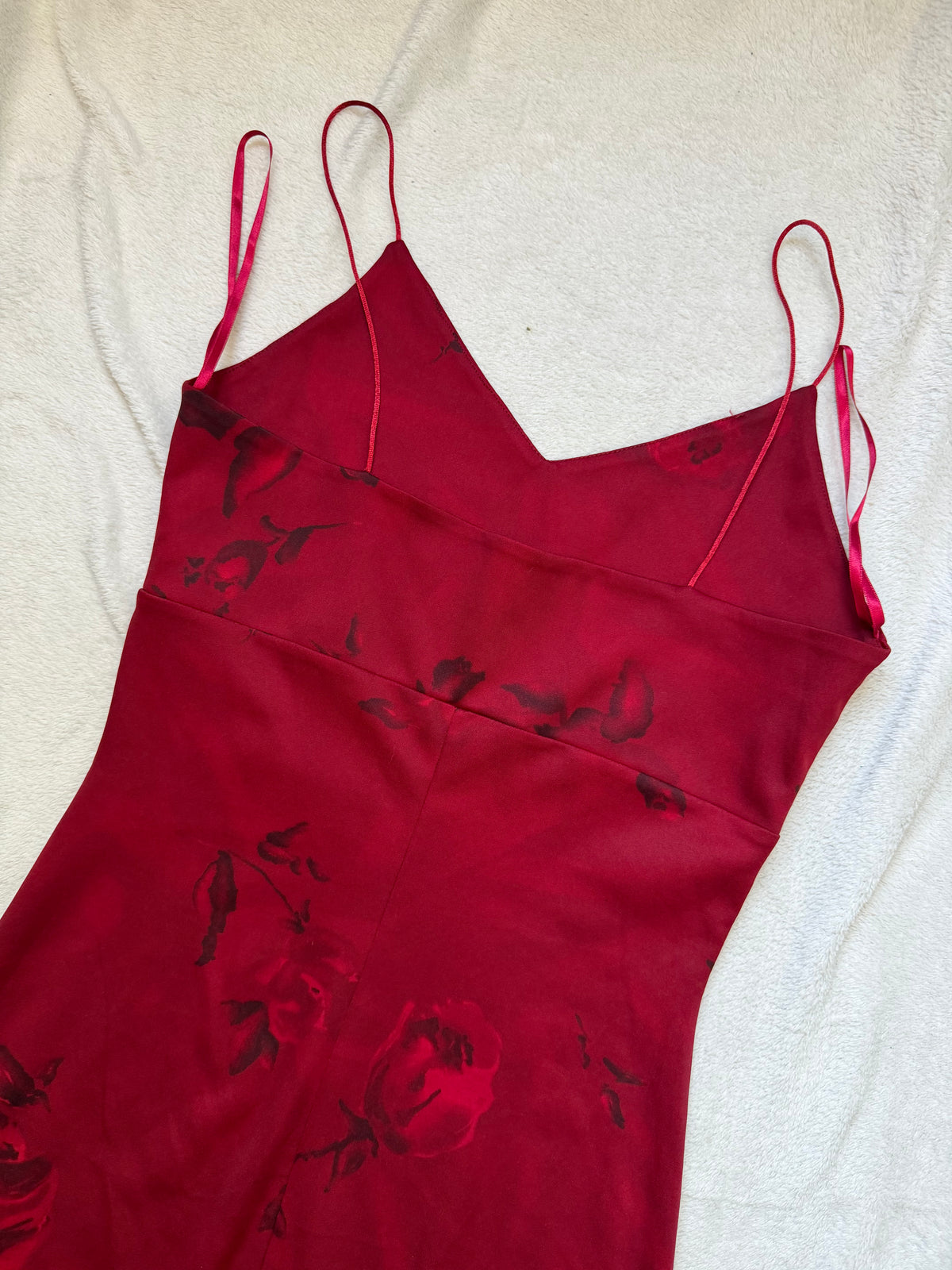 Red long dress with black rose patterns in whimsigoth style – size S