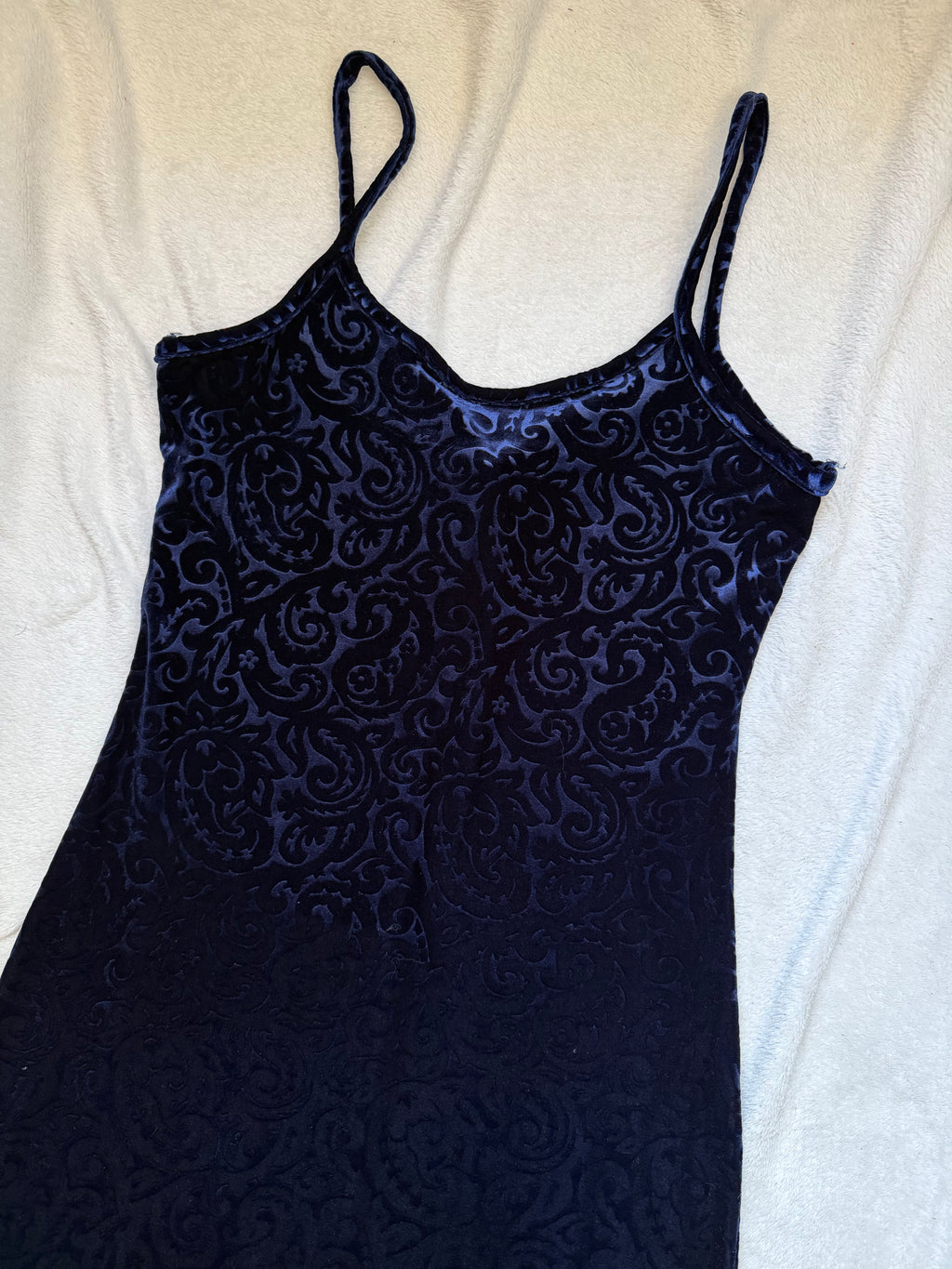 Midnight blue devoré velvet long dress with arabesque patterns – size M/L