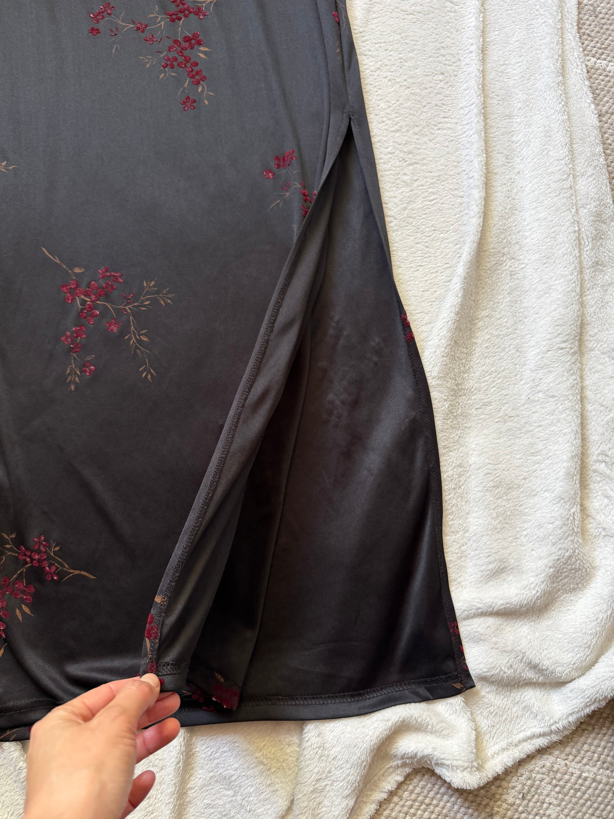 Long black qipao dress with red floral gothic 90s style – size S/M