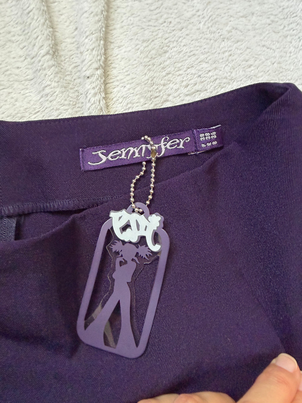 Ensemble blazer cintré et minijupe violet foncé - taille S/M