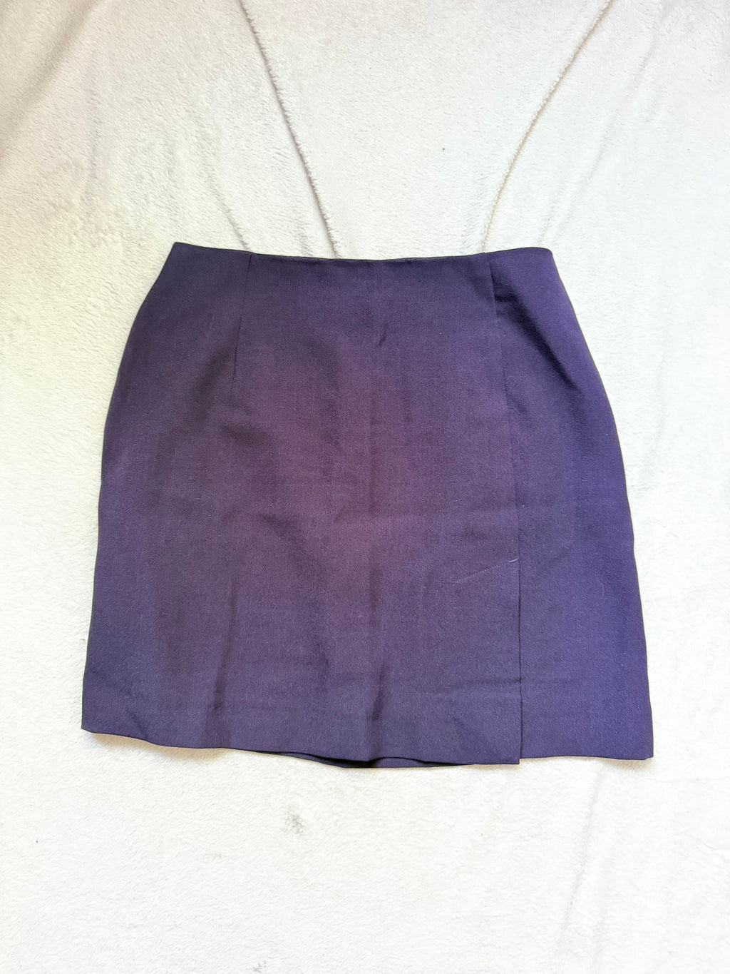 Ensemble blazer cintré et minijupe violet foncé - taille S/M