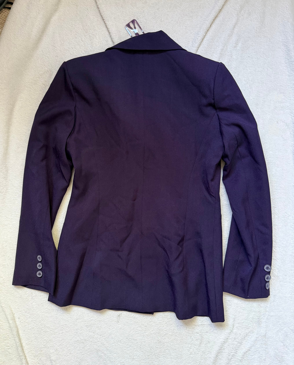 Ensemble blazer cintré et minijupe violet foncé - taille S/M