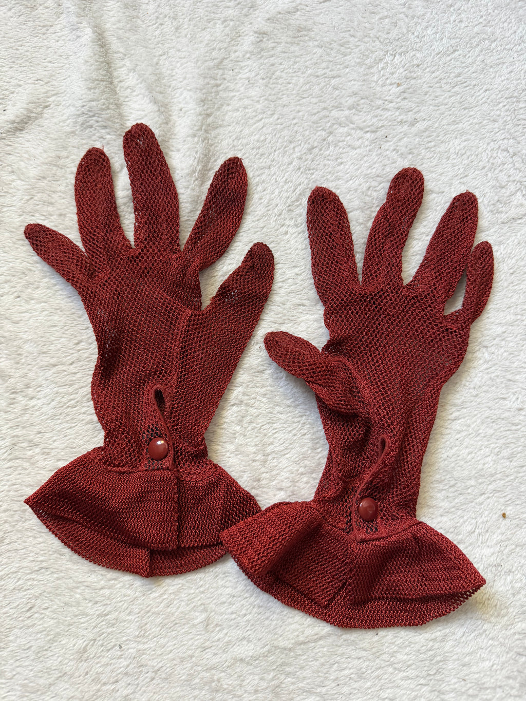 Gants en résille orange à poignets volantés en dentelle – goth cabaret burlesque