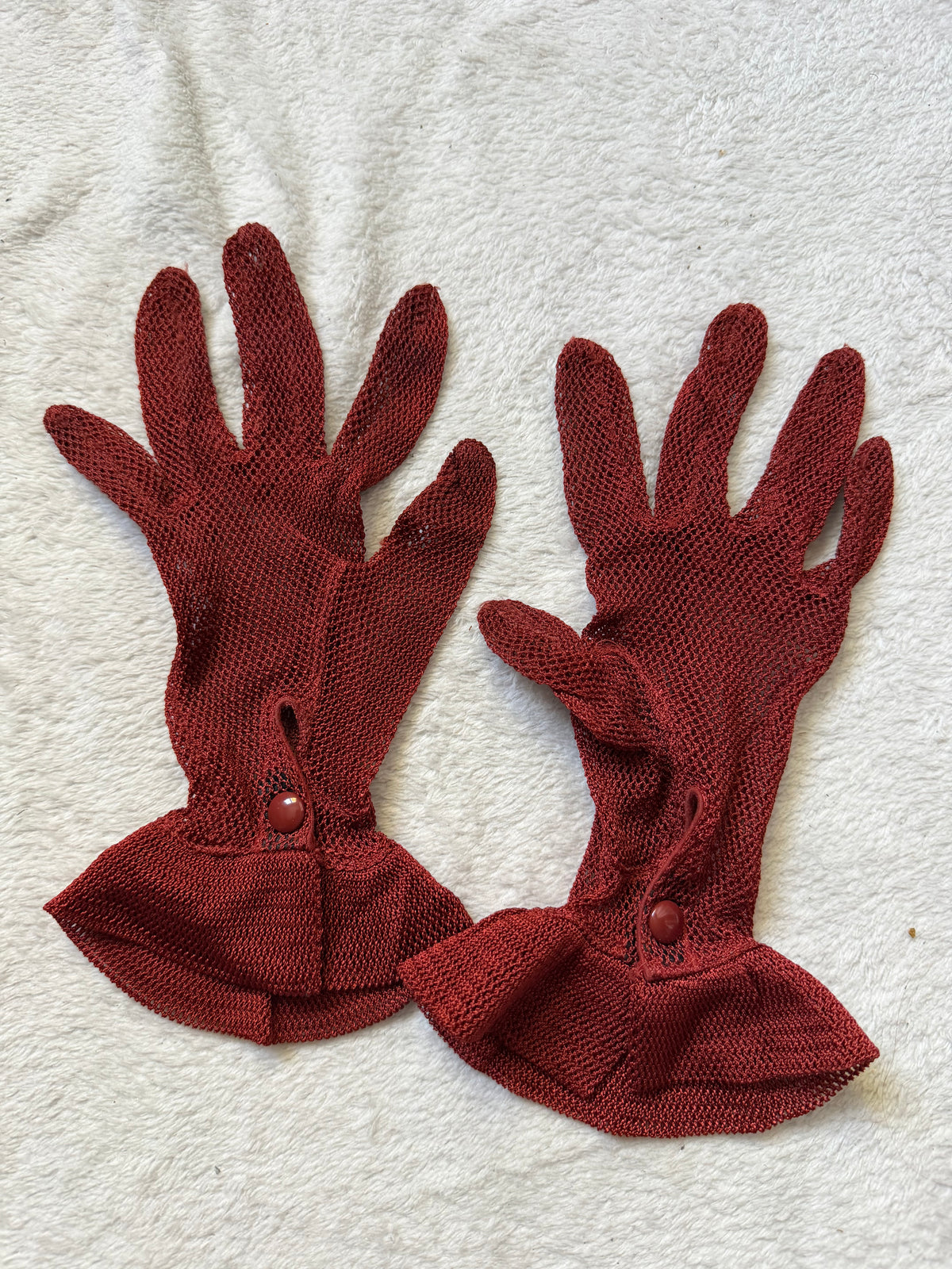 Gants en résille orange à poignets volantés en dentelle – goth cabaret burlesque