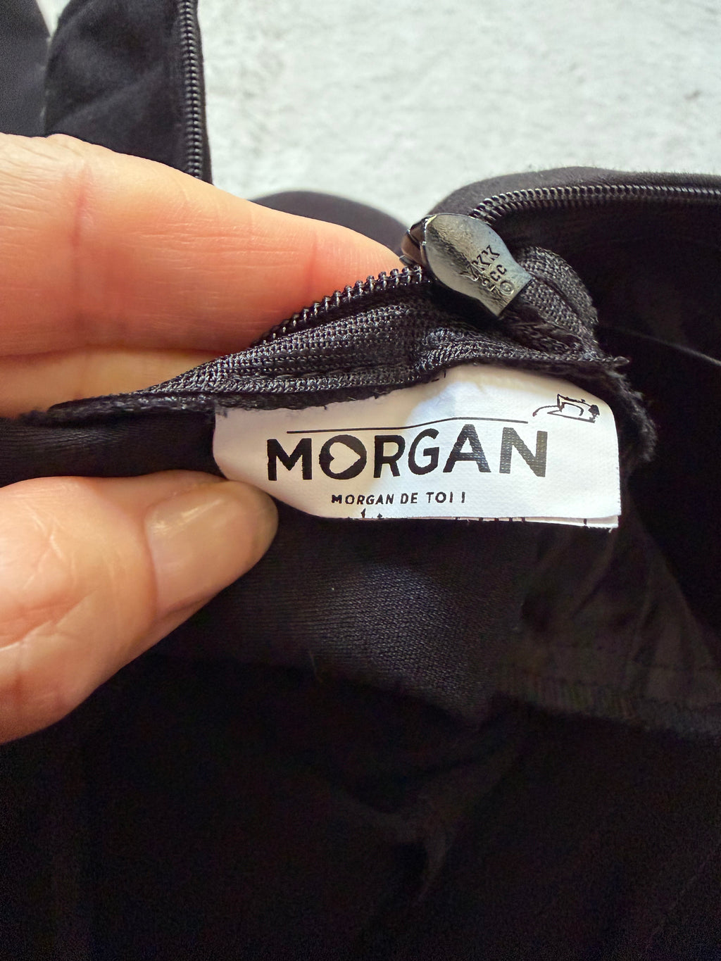 Pantalon noir taille haute à boutons dorés style office siren corporate goth - taille S