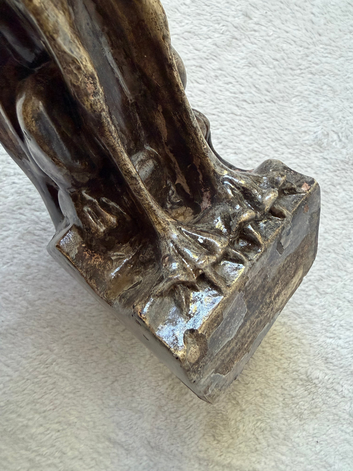 Gargouille décorative patinée sur socle - gothic medieval cabinet de curiosités