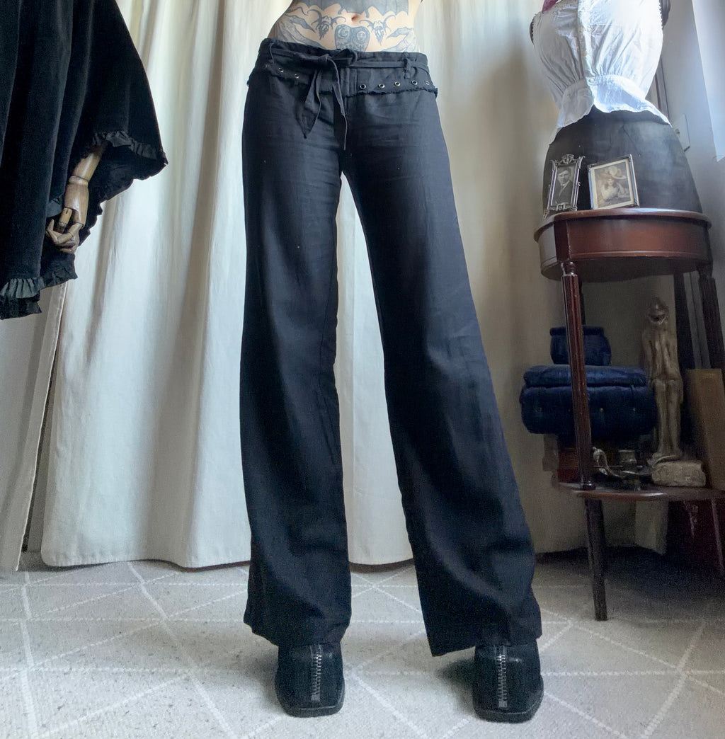 Pantalon noir jambes larges ceinture à œillets style Y2K goth - taille L