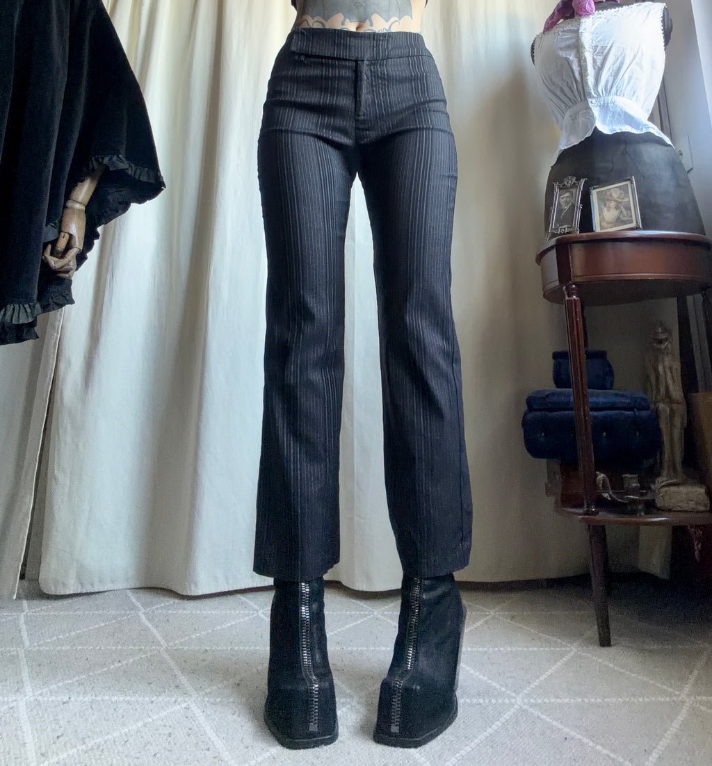 Pantalon noir à fines rayures verticales style office siren corporate - taille S/M