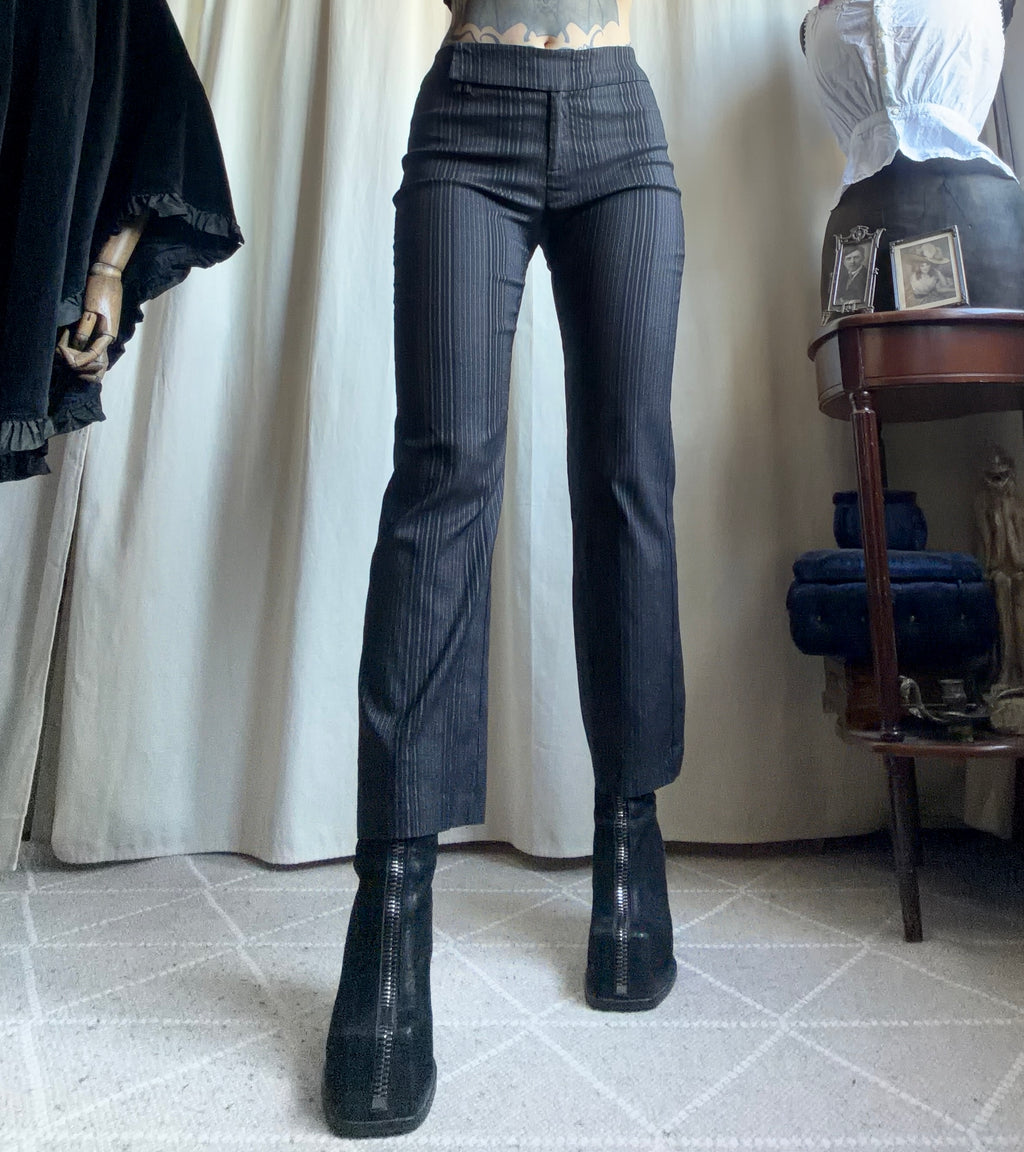 Pantalon noir à fines rayures verticales style office siren corporate - taille S/M