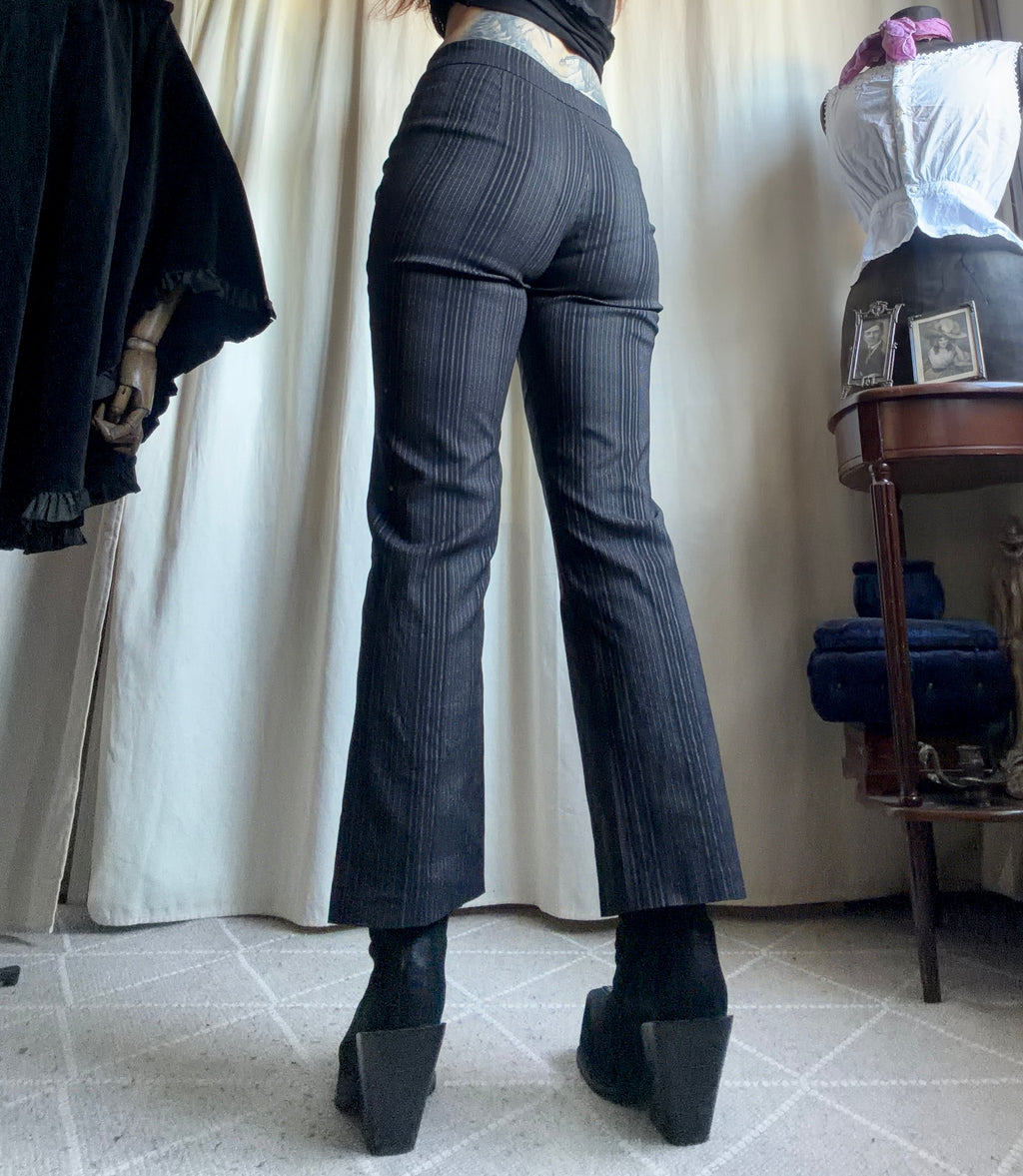 Pantalon noir à fines rayures verticales style office siren corporate - taille S/M