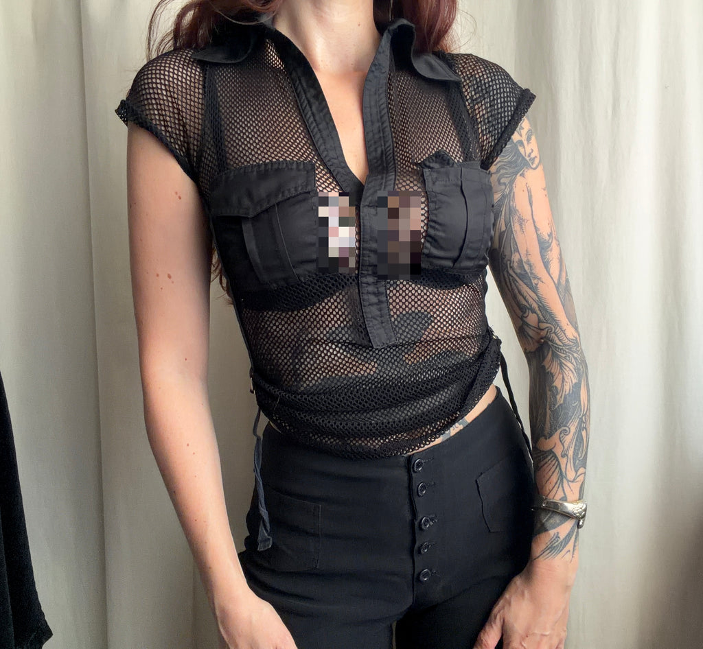 Top manches courtes en résille noire stye cyber goth subversive - Taille S