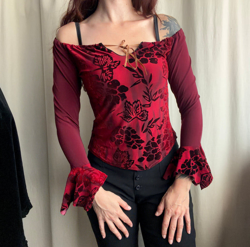 Floral devoré velvet mesh sleeve goth vampy top - Size S/M