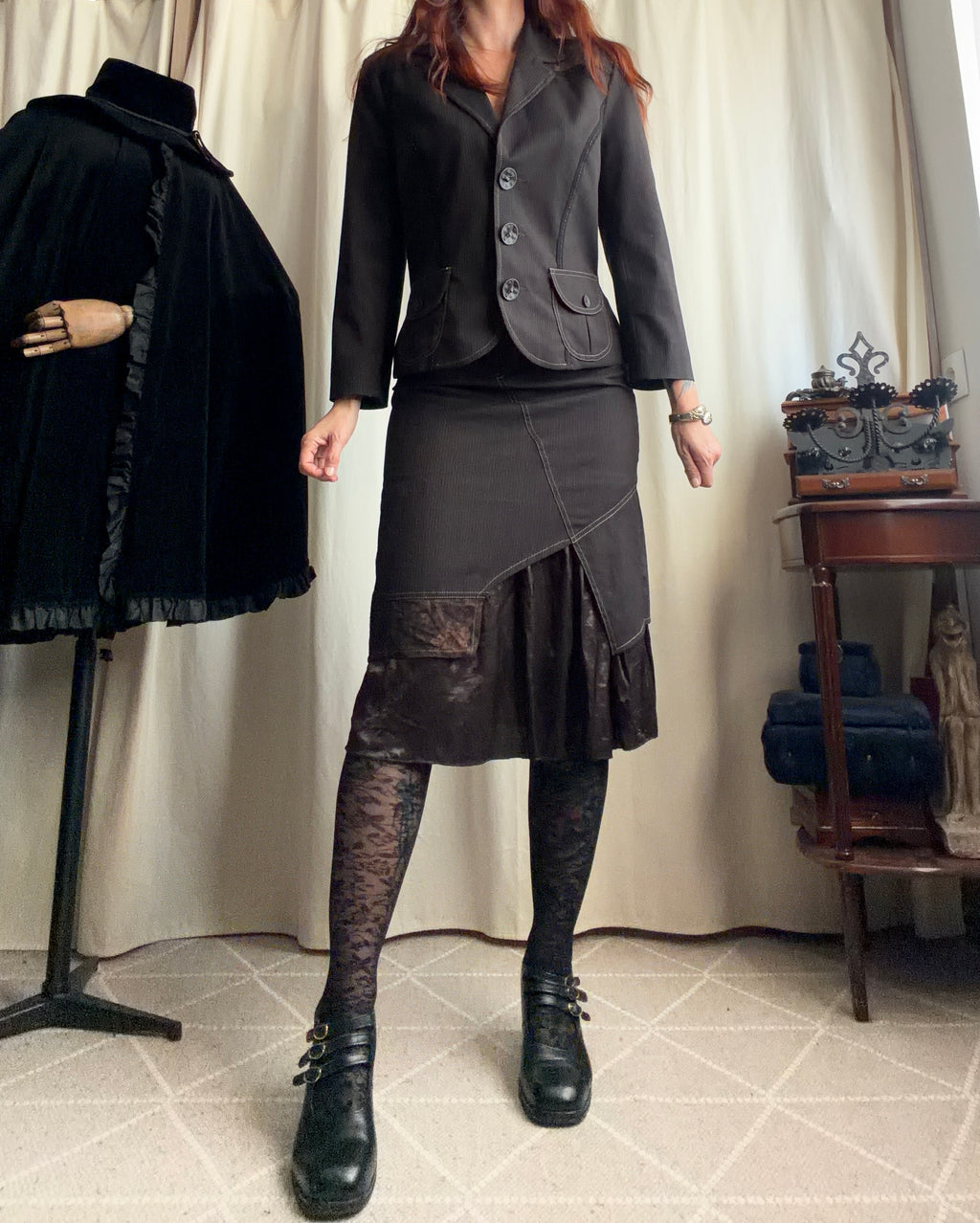 Ensemble blazer cintré et jupe midi chocolat - Taille M