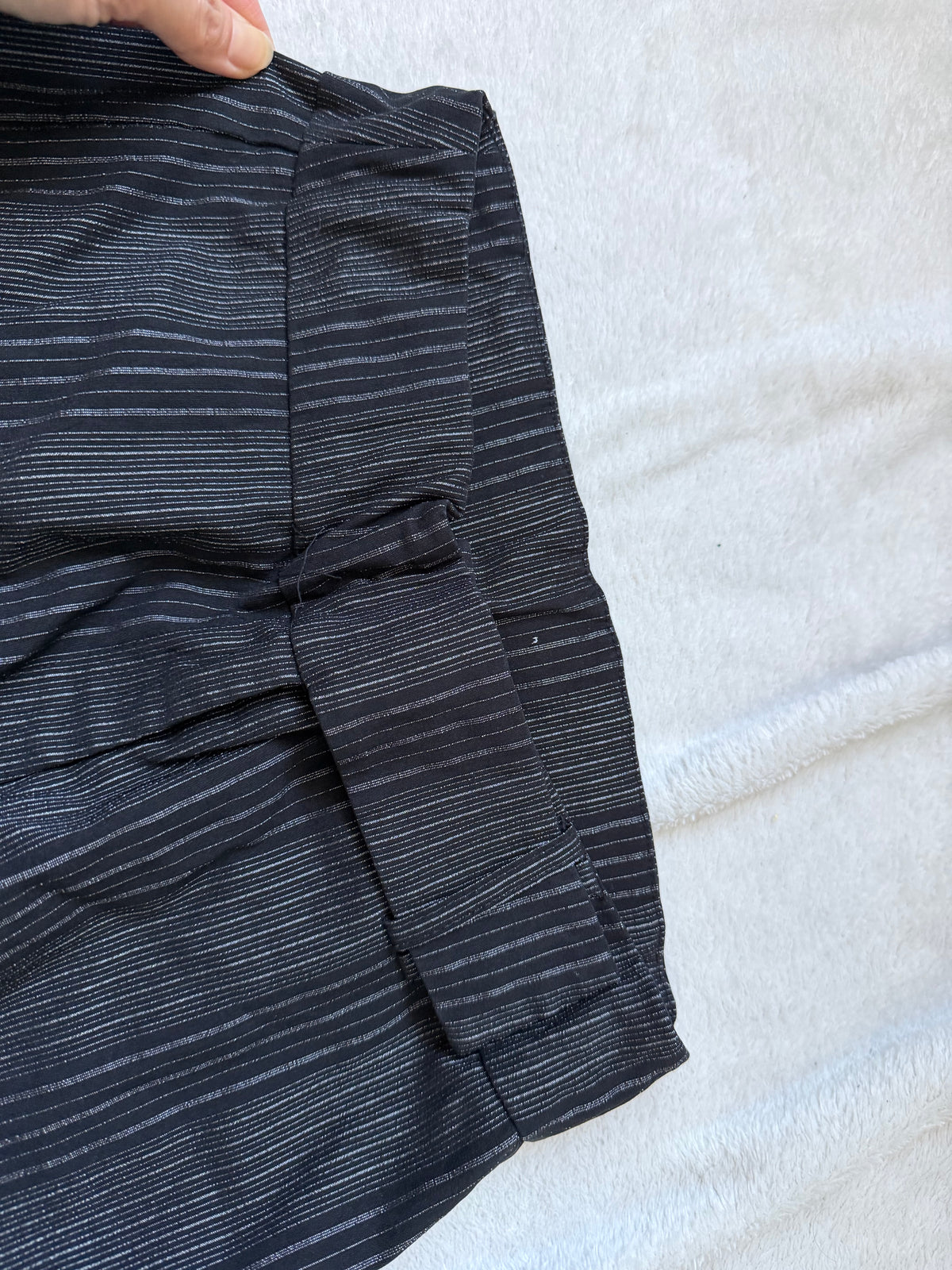 Pantalon noir à fines rayures verticales style office siren corporate - taille S/M
